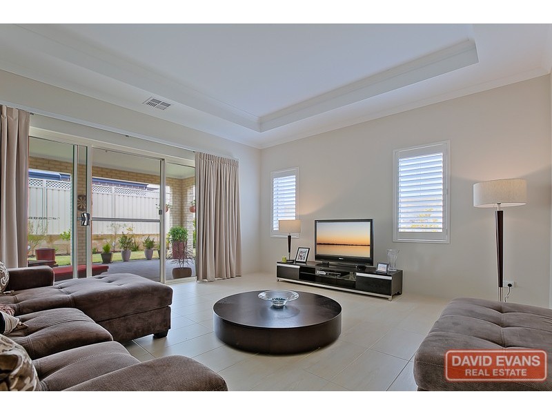 18 Remembrance Drive, Baldivis WA 6171