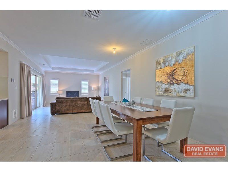 18 Remembrance Drive, Baldivis WA 6171