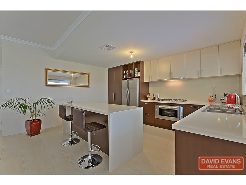 18 Remembrance Drive, Baldivis WA 6171