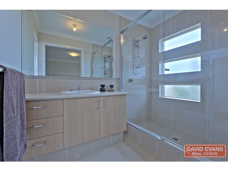 18 Remembrance Drive, Baldivis WA 6171