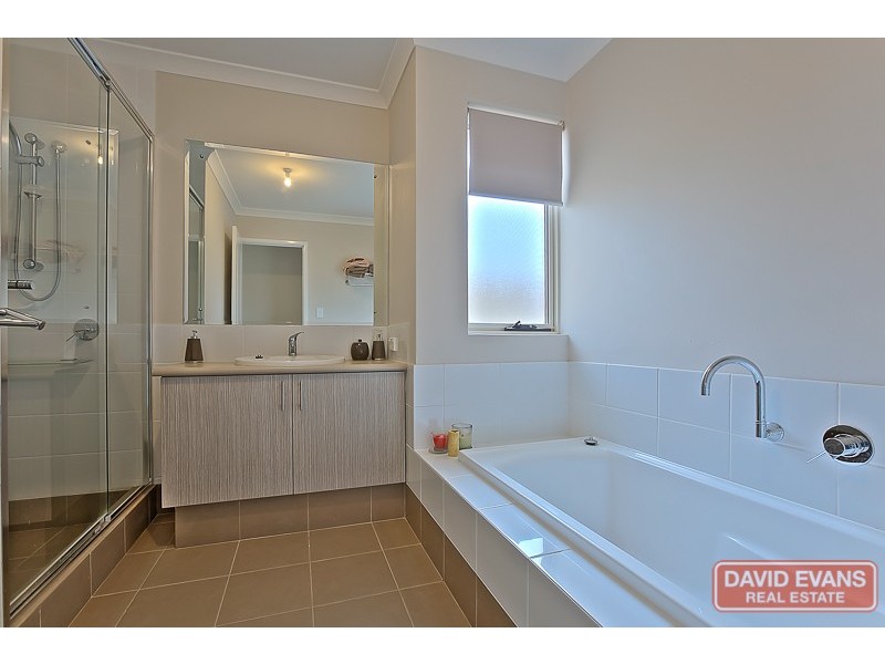 18 Remembrance Drive, Baldivis WA 6171