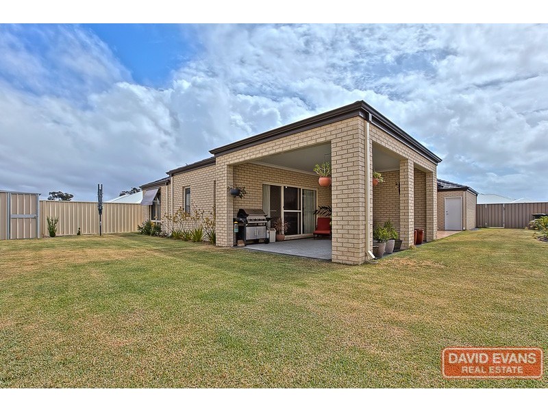 18 Remembrance Drive, Baldivis WA 6171