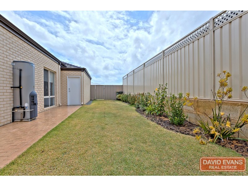 18 Remembrance Drive, Baldivis WA 6171