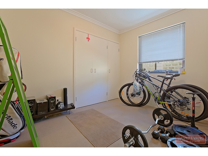 16/20 Lake Street, Rockingham WA 6168