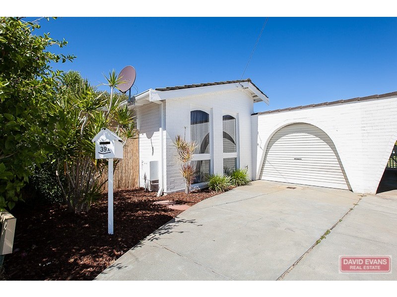 39a Quamby Place, Rockingham WA 6168