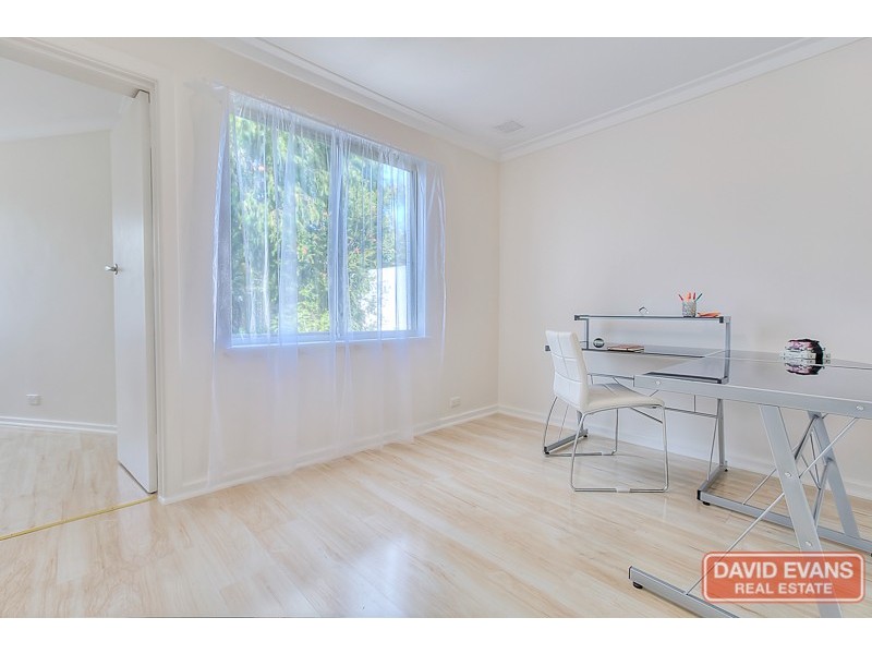 39a Quamby Place, Rockingham WA 6168