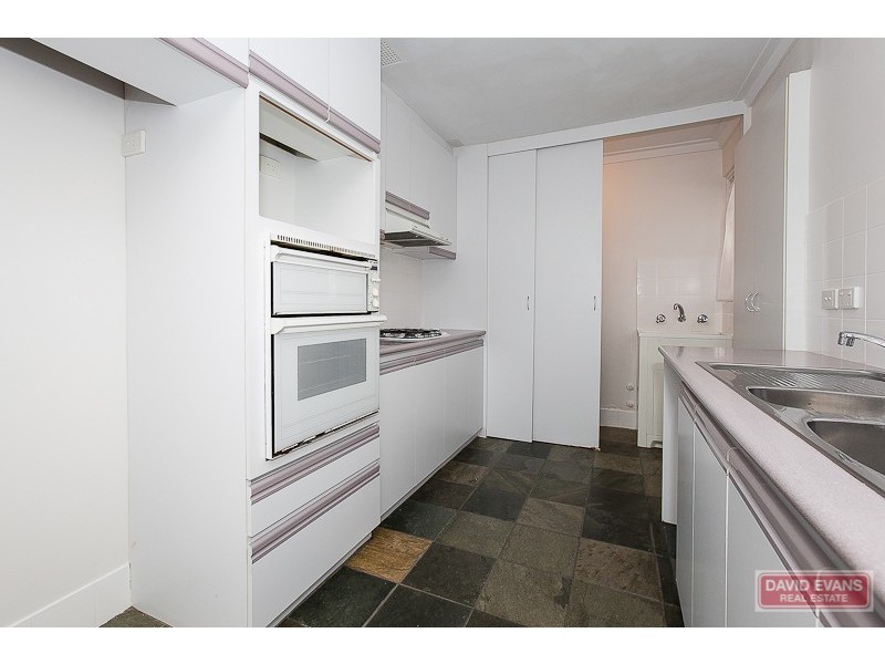 39a Quamby Place, Rockingham WA 6168