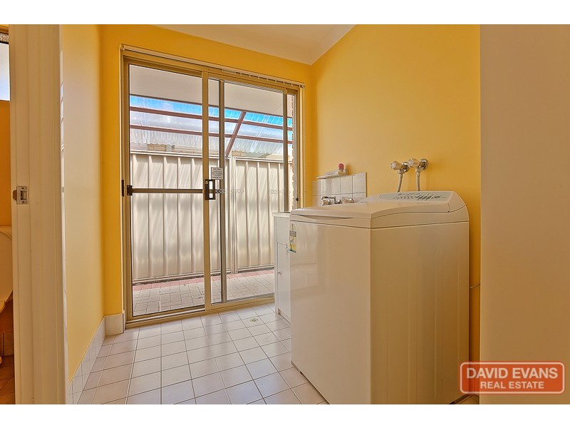 71 Triton Avenue, Waikiki WA 6169