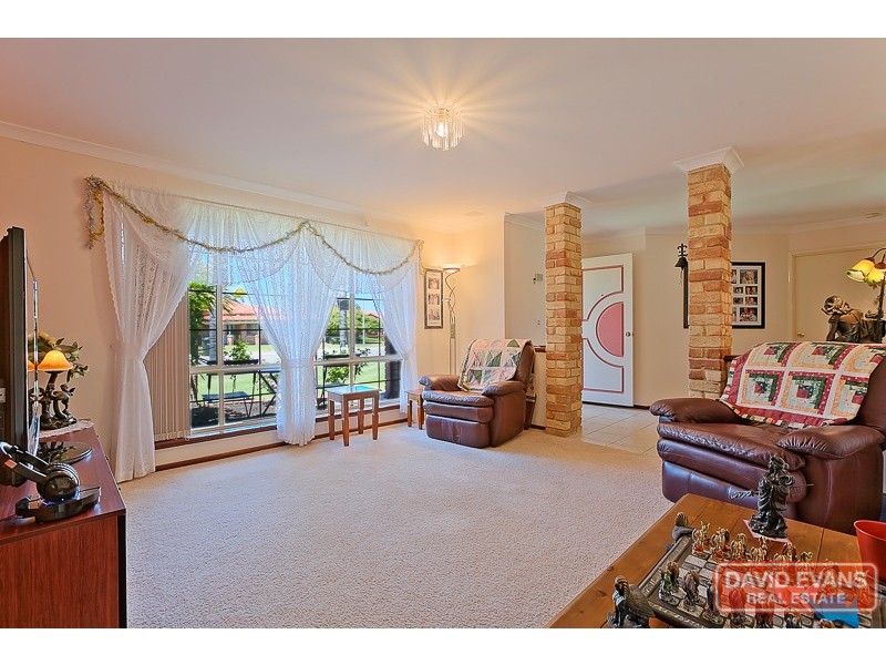 71 Triton Avenue, Waikiki WA 6169