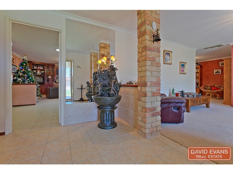 71 Triton Avenue, Waikiki WA 6169