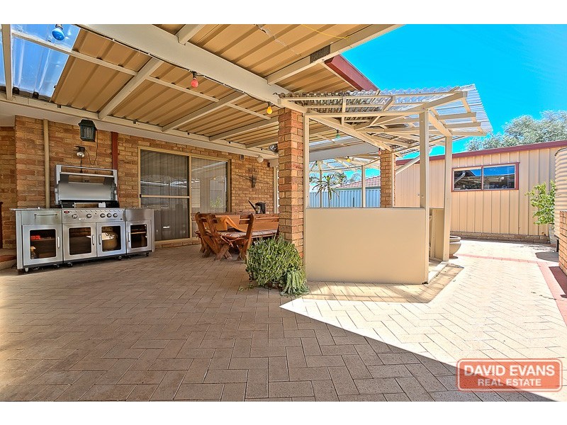 71 Triton Avenue, Waikiki WA 6169