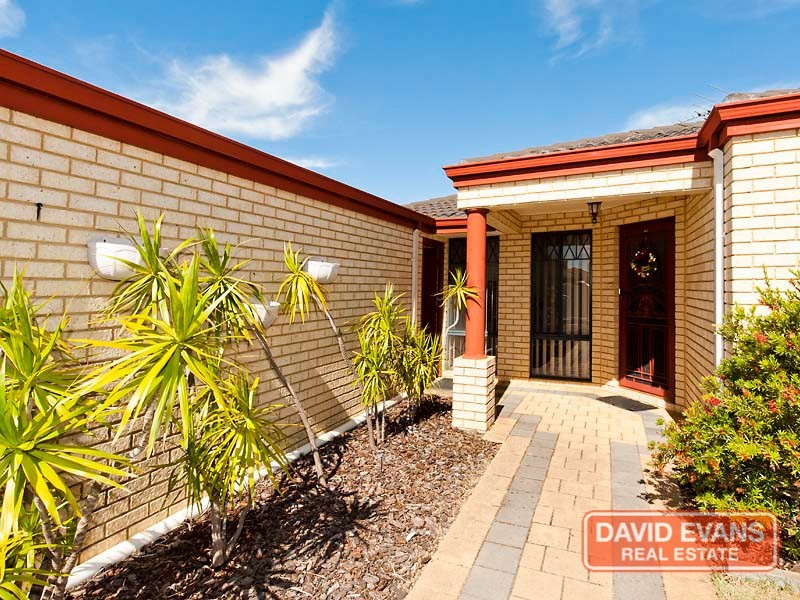 6 Silkhurst Cr, Warnbro WA 6169