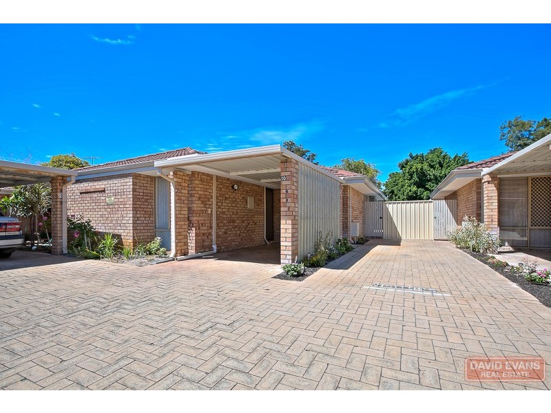 10/10 Hawkins Street, Rockingham WA 6168