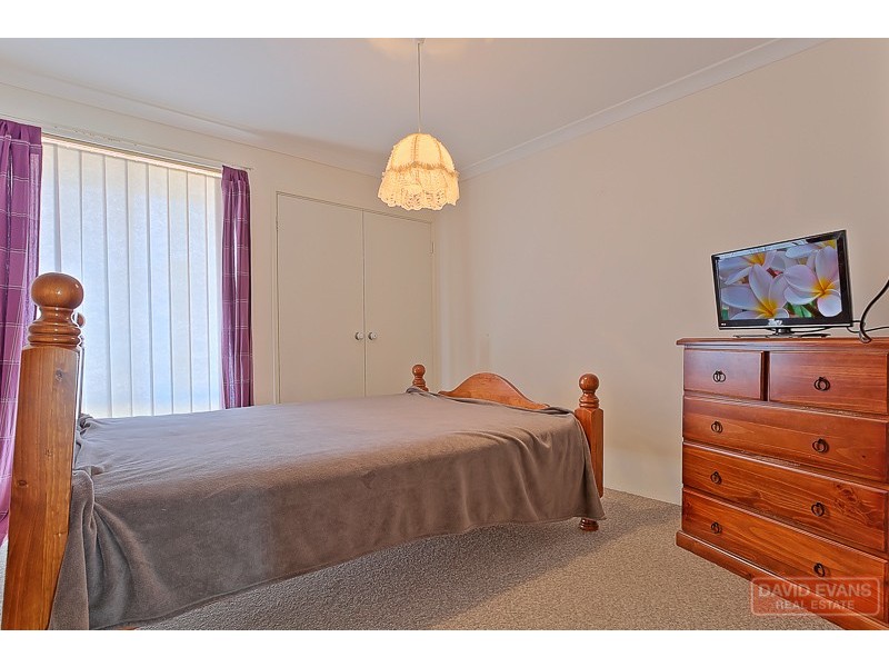 10/10 Hawkins Street, Rockingham WA 6168