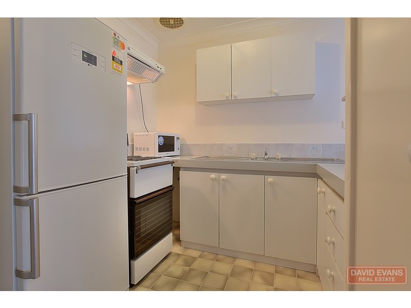 10/10 Hawkins Street, Rockingham WA 6168