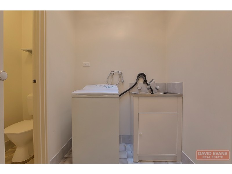 10/10 Hawkins Street, Rockingham WA 6168