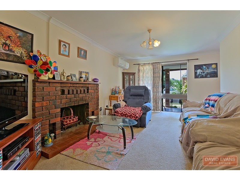 7 Haselmere Circus, Rockingham WA 6168