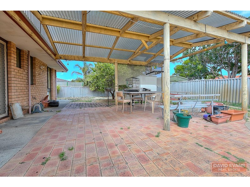 7 Haselmere Circus, Rockingham WA 6168