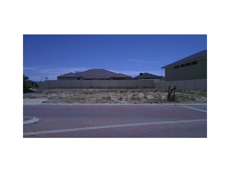 26 Kingscliff Drive, Secret Harbour WA 6173