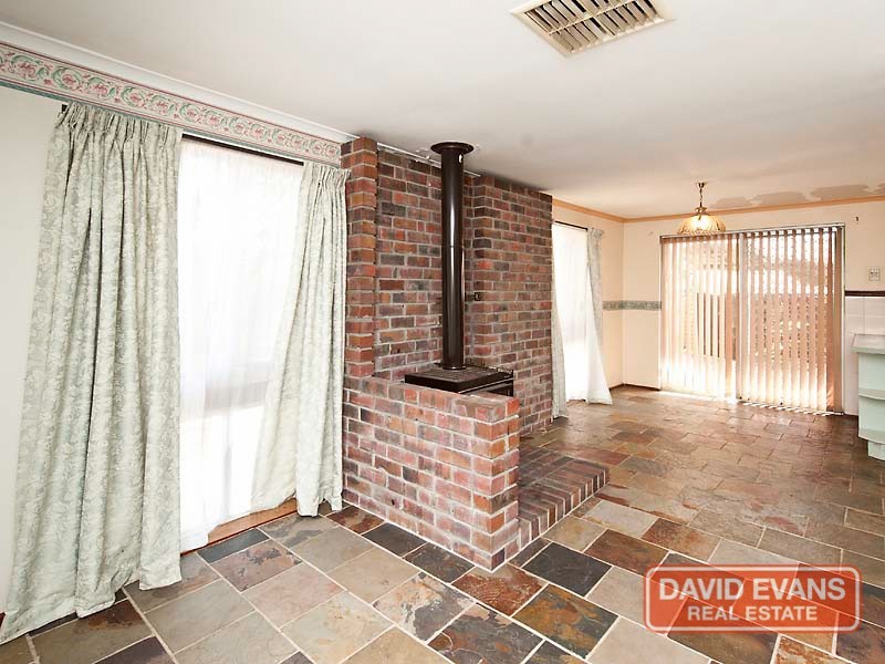 31 Chisham Avenue, Parmelia WA 6167