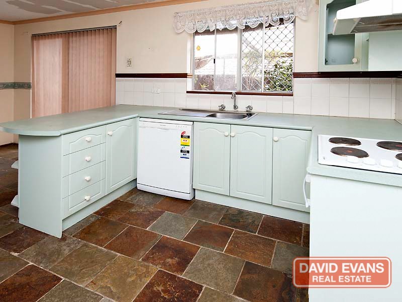 31 Chisham Avenue, Parmelia WA 6167