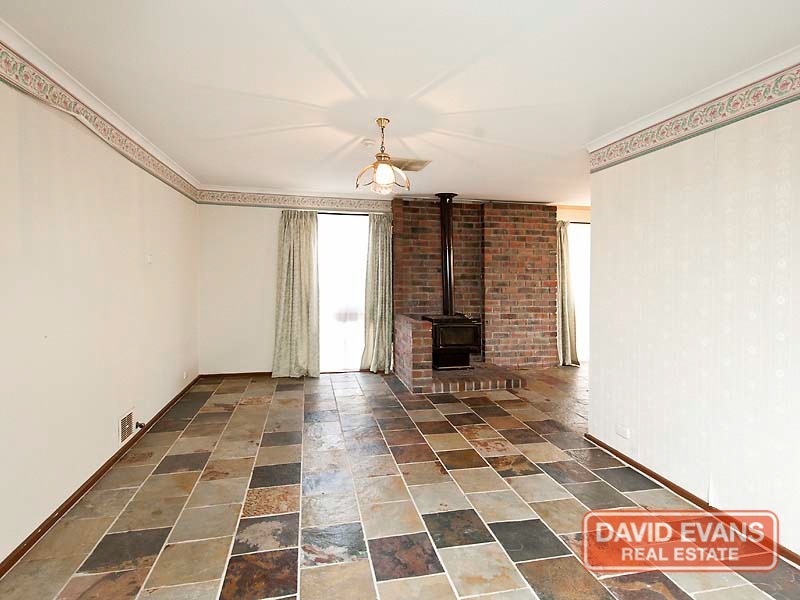 31 Chisham Avenue, Parmelia WA 6167