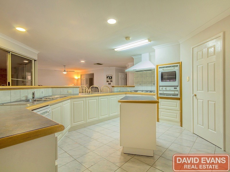 4 Warne Road, Baldivis WA 6171