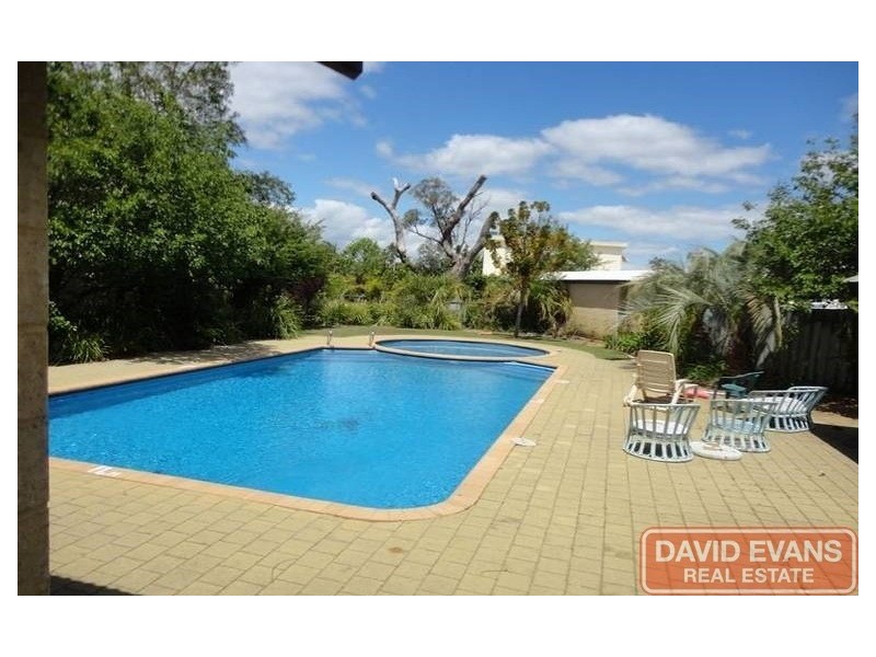 24/2 Pengilly Road, Orelia WA 6167