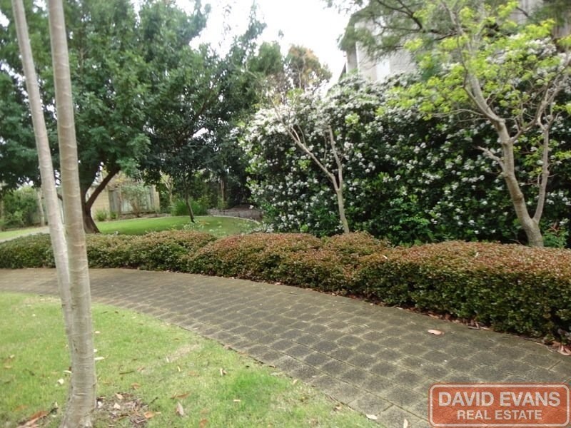 24/2 Pengilly Road, Orelia WA 6167