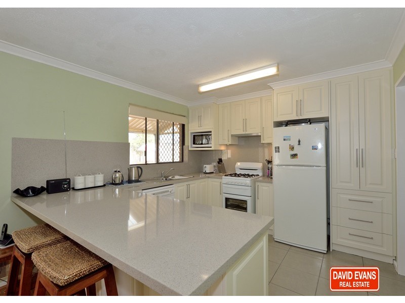 4 Keppell Mews, Rockingham WA 6168