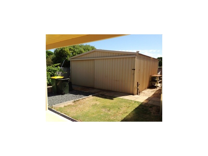76 Gascoyne Way, Cooloongup WA 6168