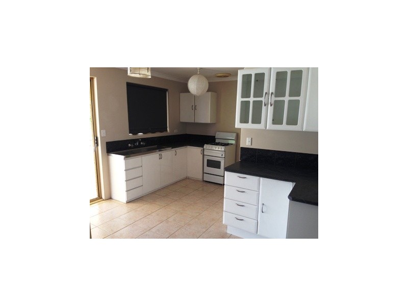 76 Gascoyne Way, Cooloongup WA 6168