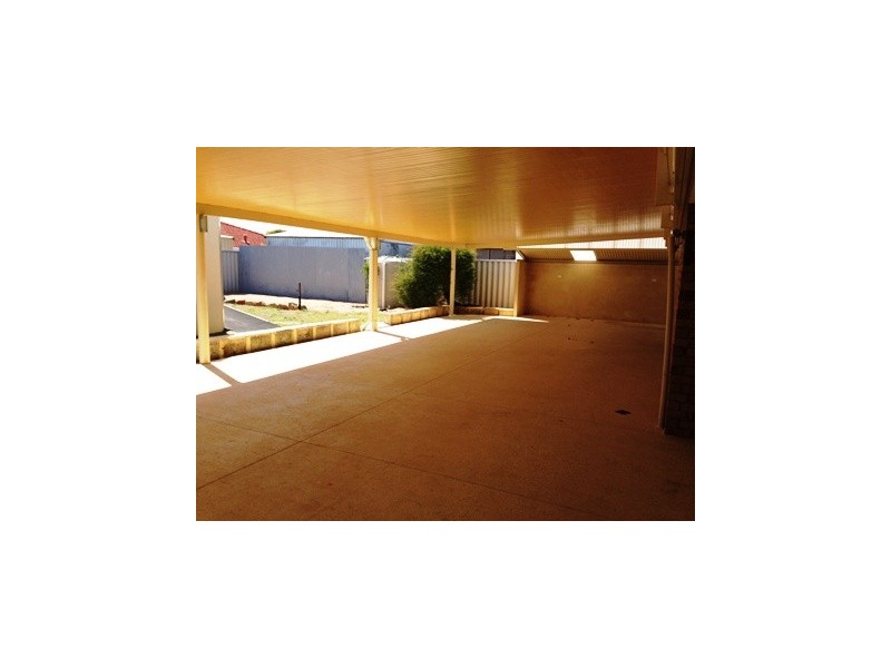 76 Gascoyne Way, Cooloongup WA 6168