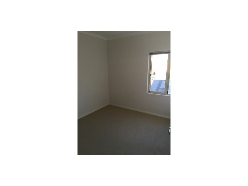 3/138 Lewington Street, Rockingham WA 6168