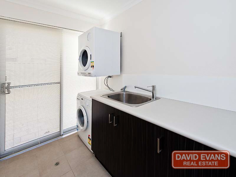 4/205 Kent Street, Rockingham WA 6168