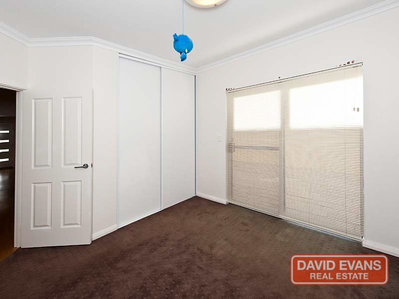 4/205 Kent Street, Rockingham WA 6168