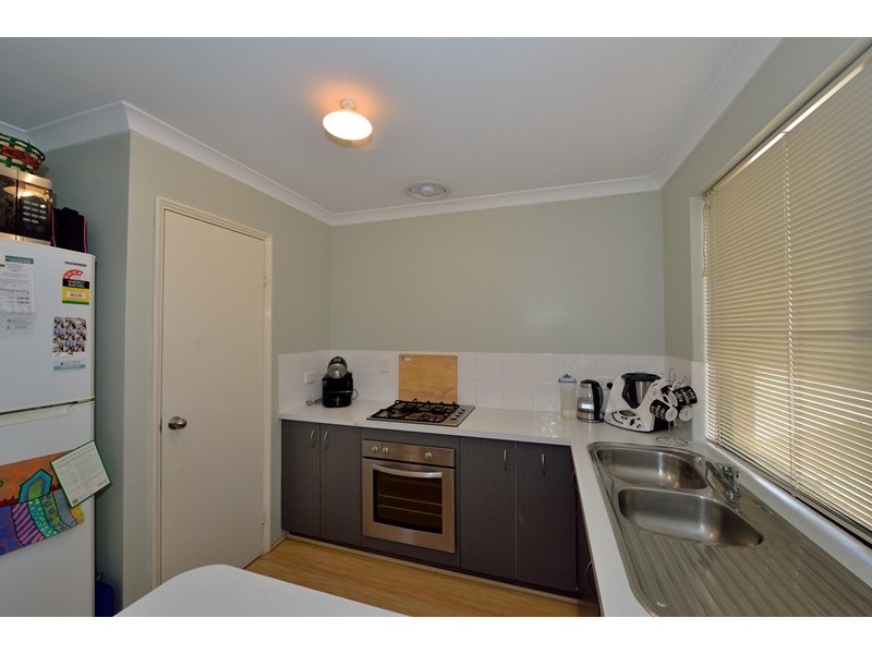 6/59 Third Avenue, Kelmscott WA 6111