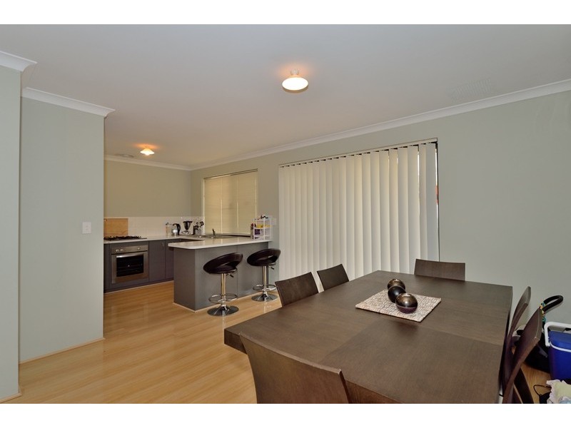 6/59 Third Avenue, Kelmscott WA 6111