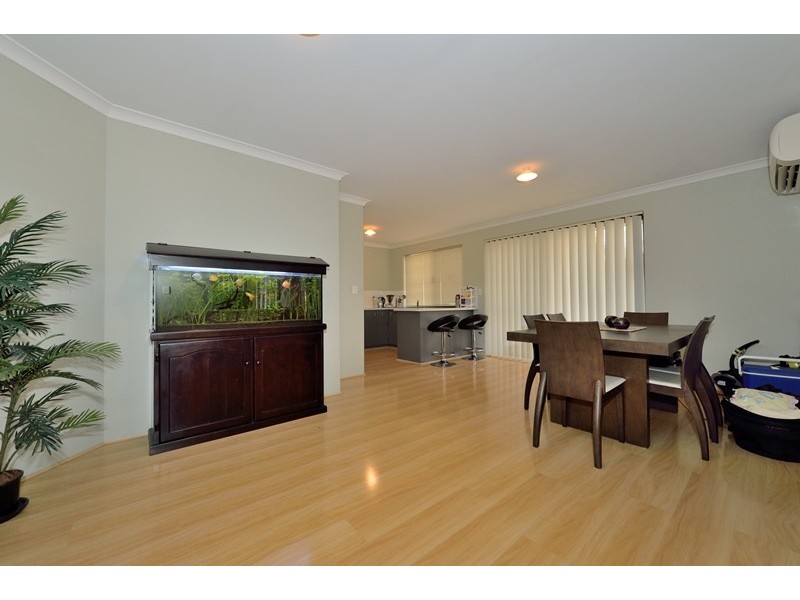 6/59 Third Avenue, Kelmscott WA 6111
