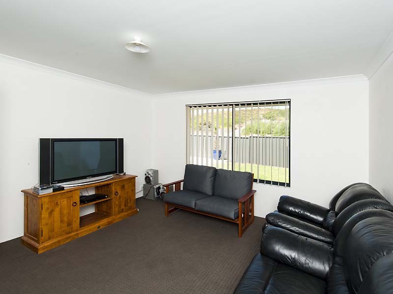 81 Blue Fin Drive, Golden Bay WA 6174