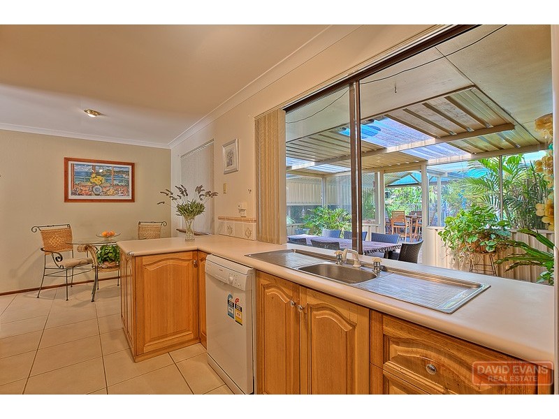 11 Mead Street, Warnbro WA 6169