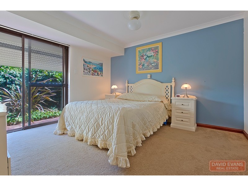 11 Mead Street, Warnbro WA 6169