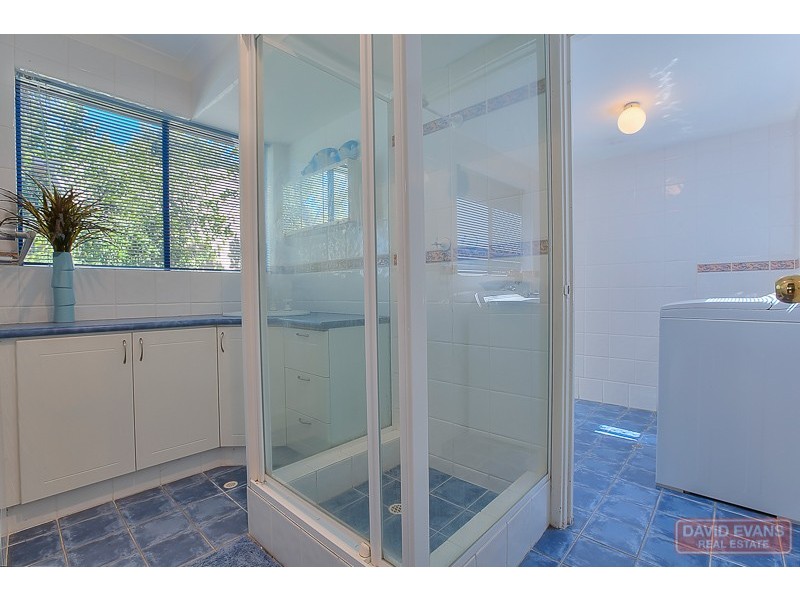 11 Mead Street, Warnbro WA 6169