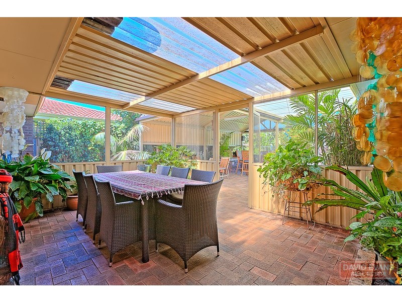 11 Mead Street, Warnbro WA 6169