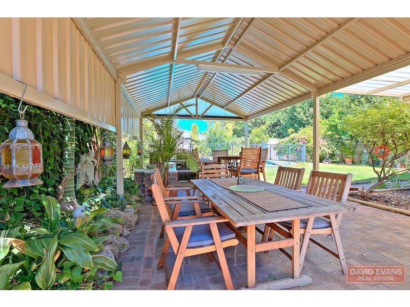 11 Mead Street, Warnbro WA 6169