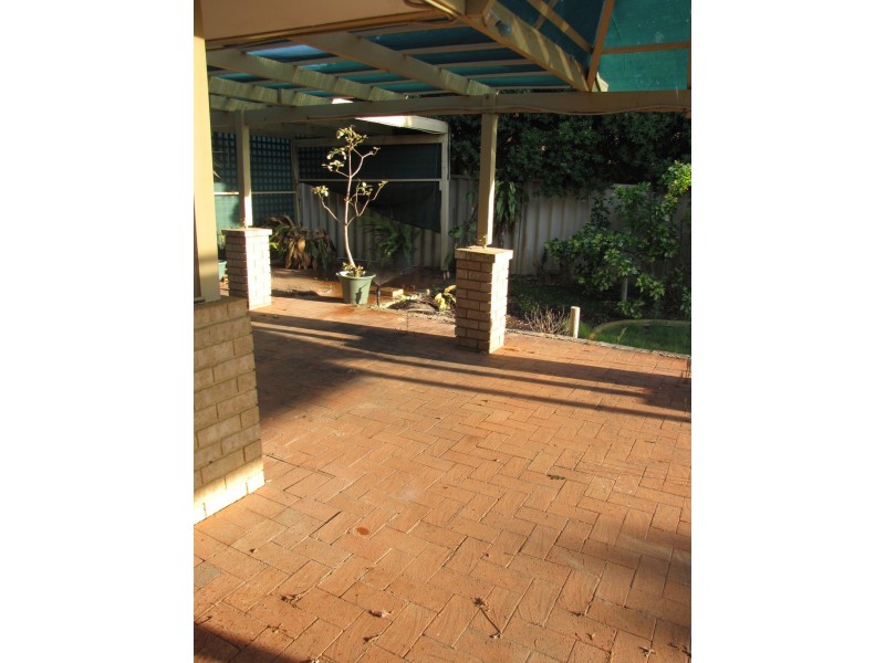 5 Portsea Place, Cooloongup WA 6168