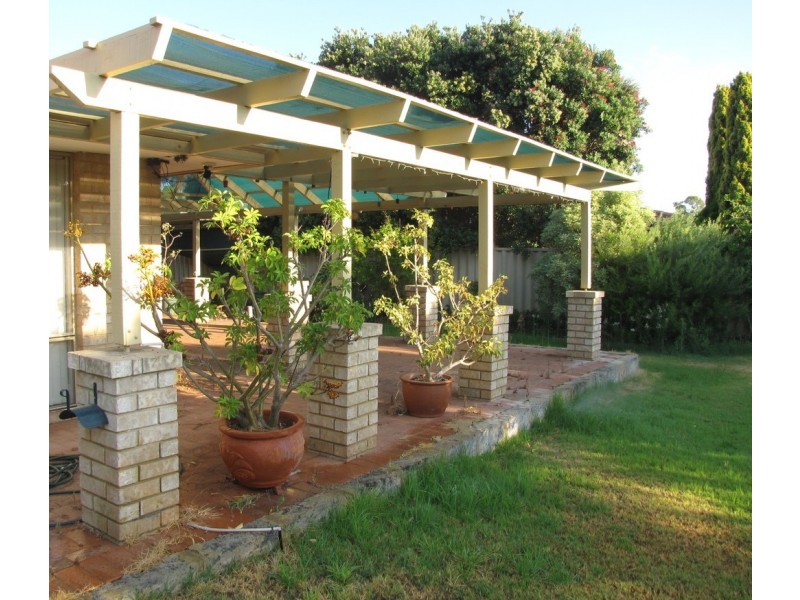 5 Portsea Place, Cooloongup WA 6168