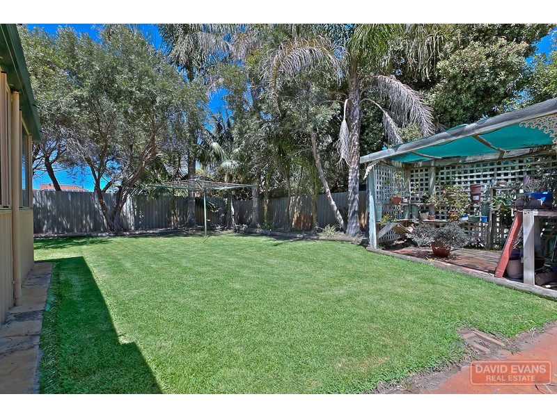 14 Cederdale Way, Safety Bay WA 6169