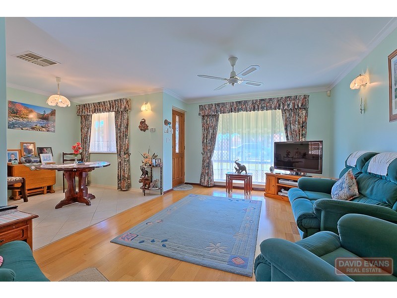 14 Cederdale Way, Safety Bay WA 6169