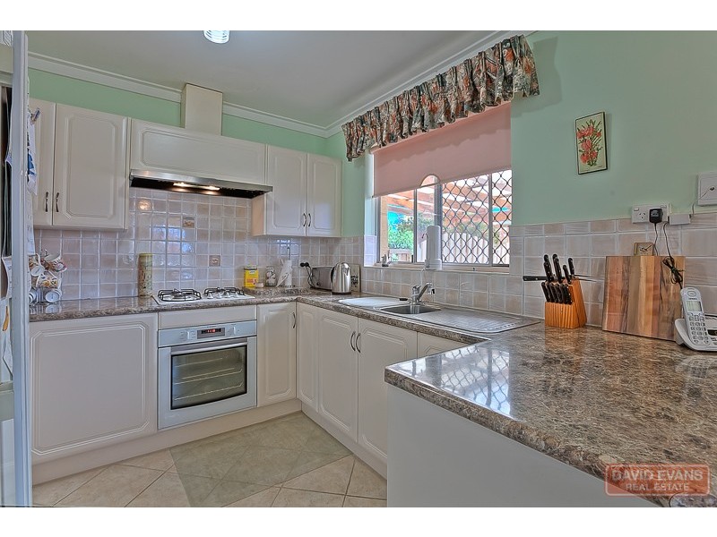 14 Cederdale Way, Safety Bay WA 6169